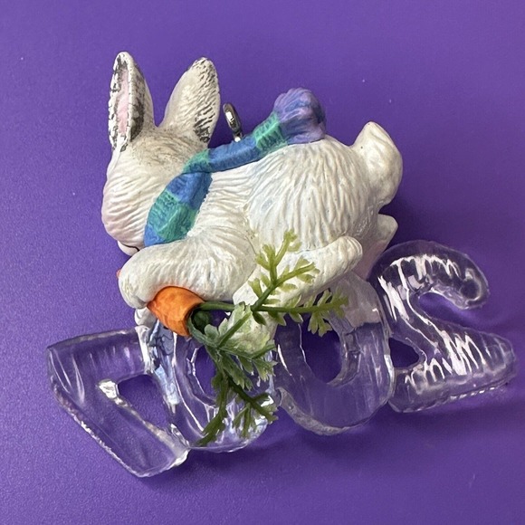 Hallmark Cool Decade 2007 Bunny Rabbit Polar Animal Figurines Dated Discontinued - Picture 2 of 4